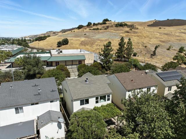 546 Chelsea, San Jose CA: https://media.crmls.org/mediaz/a85813dc-849b-46e4-baee-da72b464d801.jpg