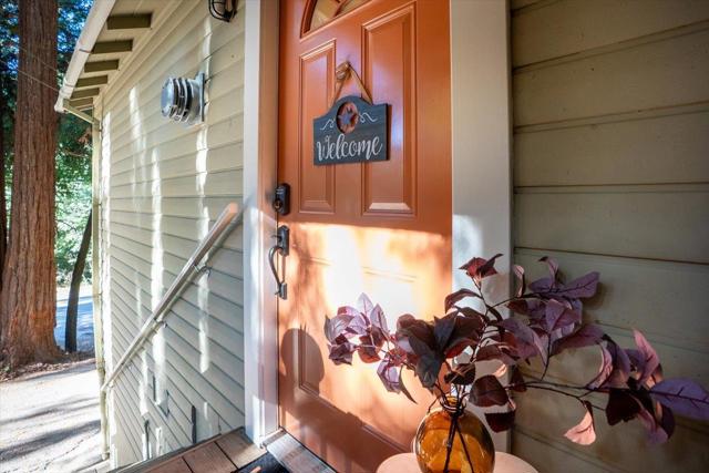 14780 Highway 9, Boulder Creek CA: https://media.crmls.org/mediaz/a858c575-7f66-4022-bf11-2e415c433ddc.jpg