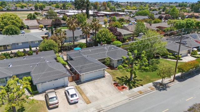 5222 Keystone Drive, Fremont CA: https://media.crmls.org/mediaz/a859514d-58c4-4ea9-9902-e329c1d710bd.jpg