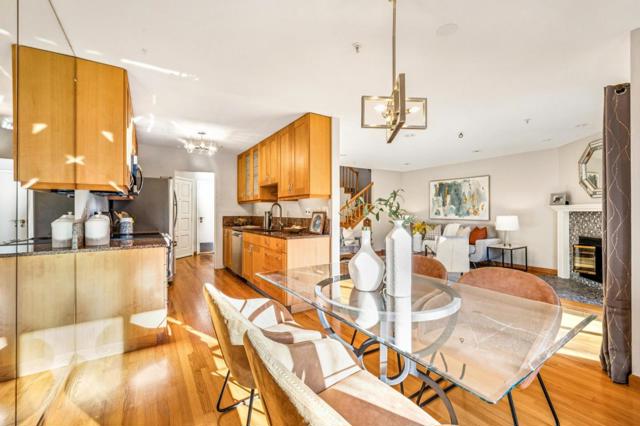 146 Albacore Lane, Foster City CA: https://media.crmls.org/mediaz/a859d2d5-6299-46f6-9431-d0cf9776dad6.jpg