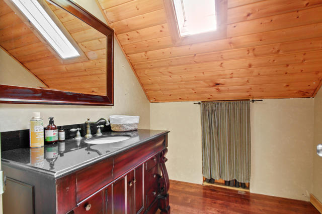 43630 Rainbow Lane, Angelus Oaks CA: https://media.crmls.org/mediaz/a859de9a-3669-481f-a2a6-3103d6629e31.jpg