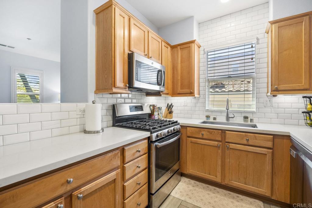 1278 Highbluff Ave - photo 9