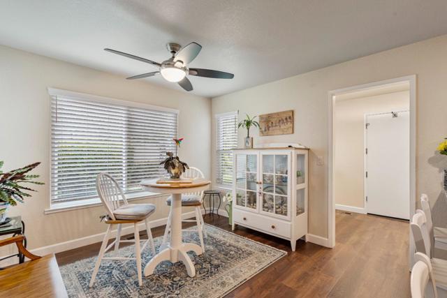 840 Helen Drive, Hollister CA: https://media.crmls.org/mediaz/a85aab4d-c26a-4f22-8b3a-4ee87c0aefd3.jpg