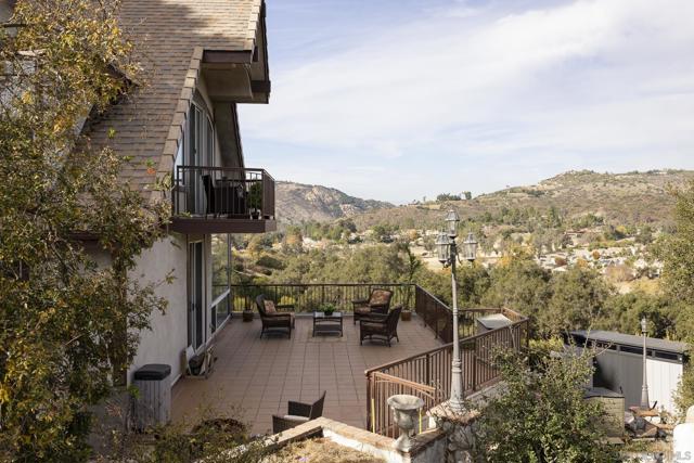29531 Gordon Hill Road, Valley Center CA: https://media.crmls.org/mediaz/a85b0b5f-737d-462a-8831-c17f92a58adf.jpg