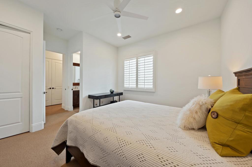 MLS #219136610DA image #27