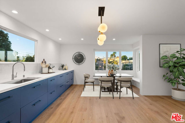 8203 Zitola Terrace photo 3