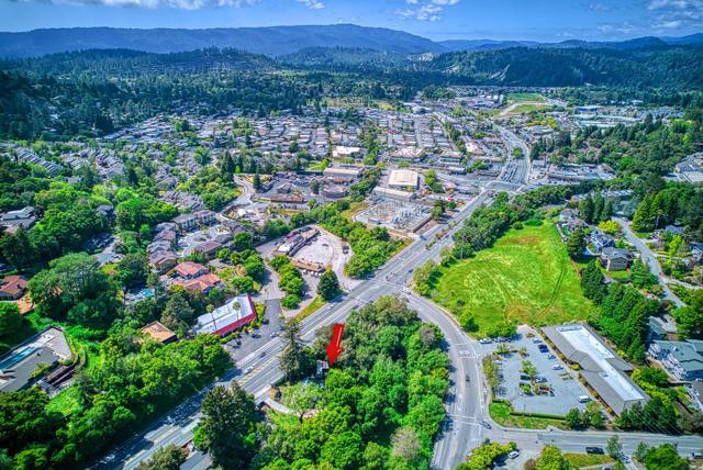 3535 Glen Canyon Road, Scotts Valley CA: https://media.crmls.org/mediaz/a85e36ef-db4c-46e7-8ef3-cc9e9283b247.jpg