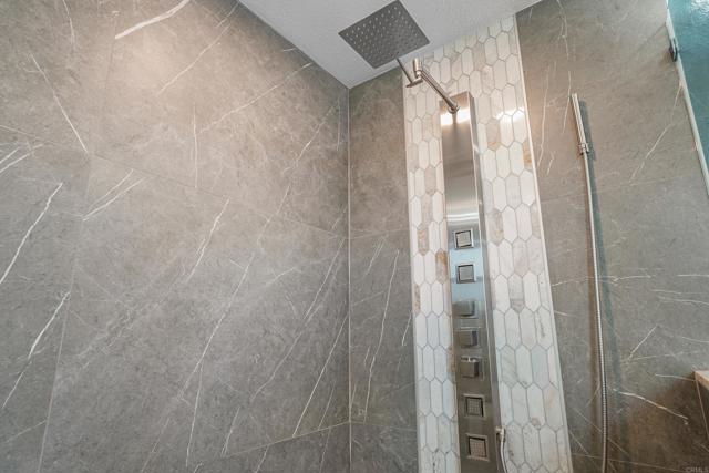 8749 Fairoaks Court, Rancho Cucamonga CA: https://media.crmls.org/mediaz/a85e8a3e-874c-4768-9499-4557985579eb.jpg