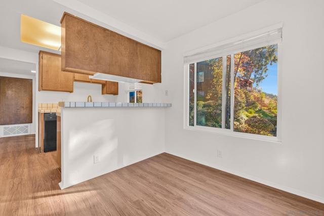 Image 11 of 26 For 2157 Arnold Way Unit 321