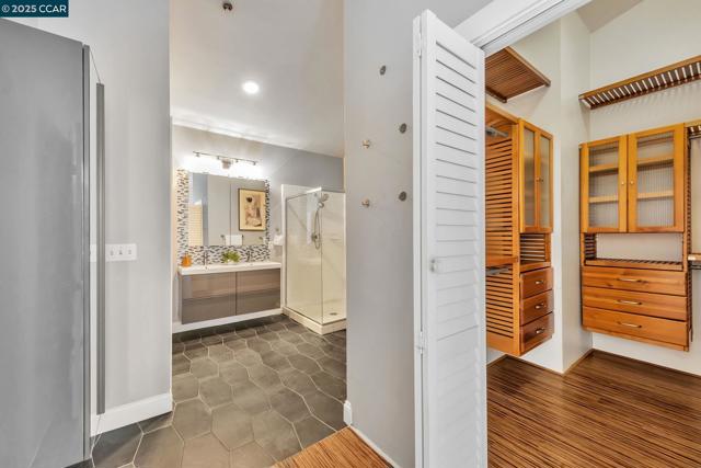 1231 Pine St, Oakland CA: https://media.crmls.org/mediaz/a85f8964-3673-4e54-b841-ca2b1dd973f3.jpg