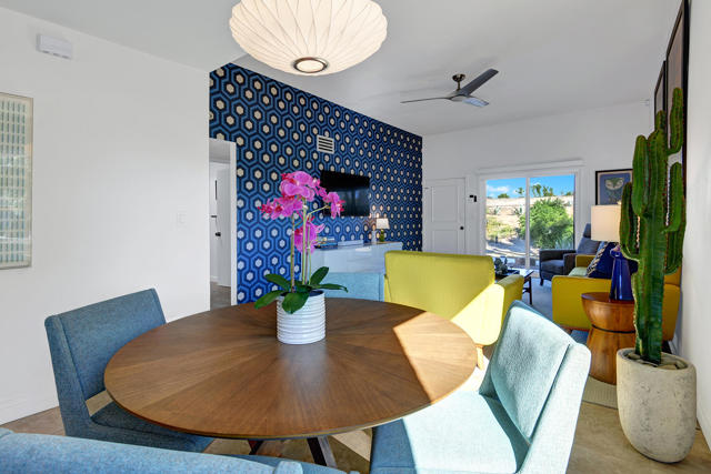 2101 Los Patos Drive, Palm Springs CA: https://media.crmls.org/mediaz/a8602836-bf13-40fd-8a4e-7c9324f311d3.jpg