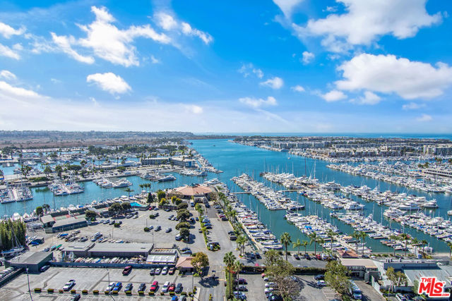 13700 MARINA POINTE Drive, Marina del Rey, California 90292, 2 Bedrooms Bedrooms, ,2 BathroomsBathrooms,Condominium,For Sale,MARINA POINTE,24396671