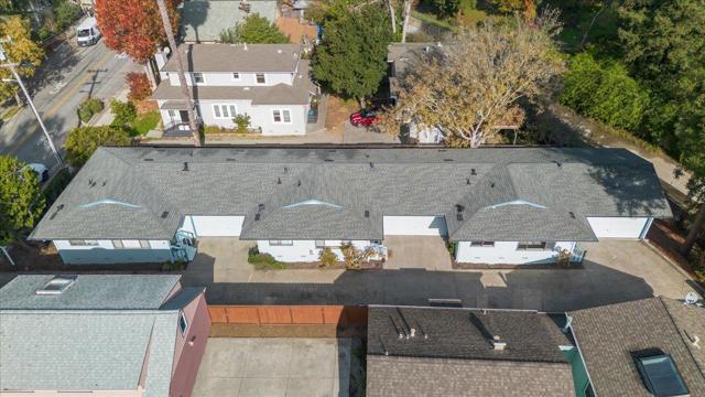 136 Market Street, Santa Cruz CA: https://media.crmls.org/mediaz/a860624c-1bad-4389-bea3-323ce633c9de.jpg