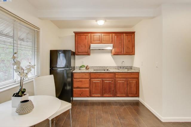Image 25 of 37 For 15535 Sedgeman St