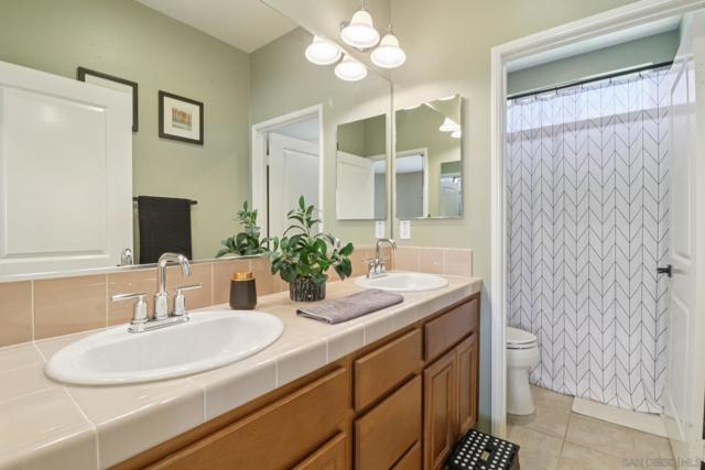 11383 Merritage Ct, San Diego CA: https://media.crmls.org/mediaz/a861c91b-b4fb-42bc-9700-8e553168fa5d.jpg