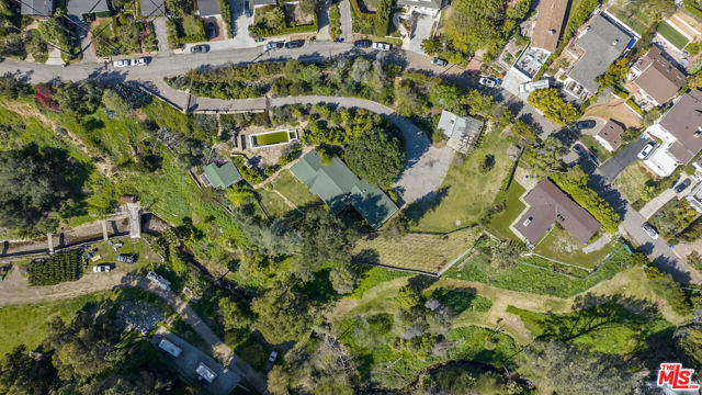 Drew Fenton | 620 N Marquette Street Pacific Palisades CA | MLS: 7047648
