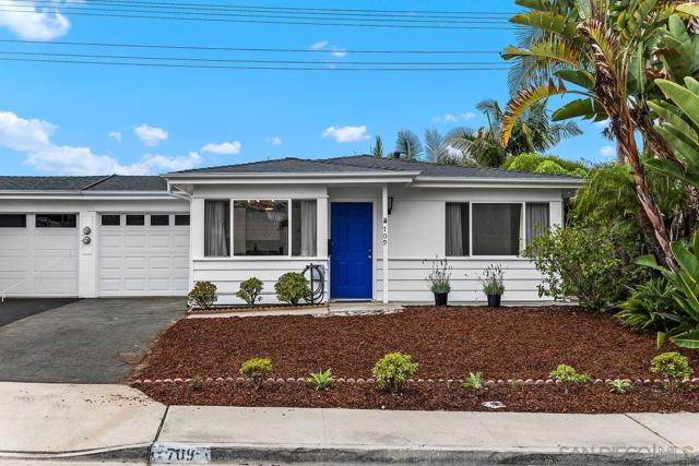 709 Sunflower St, Encinitas CA: https://media.crmls.org/mediaz/a863079d-4355-406a-89ca-d4f2eb89910e.jpg