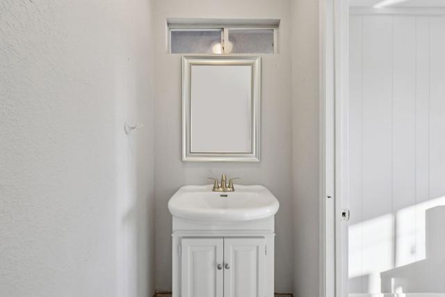 26086 Bear Valley Heights Road, Escondido CA: https://media.crmls.org/mediaz/a8632d4b-bc44-49d7-9669-f04f032d0ecc.jpg