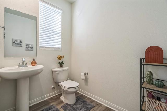 2018 Barite St, Spring Valley CA: https://media.crmls.org/mediaz/a8639e68-9e13-450b-9956-d8d15a2b95e2.jpg