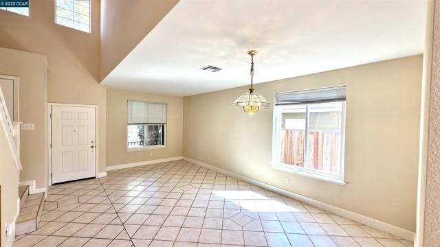 1135 Ranch Point Way, Antioch CA: https://media.crmls.org/mediaz/a863b6d2-2fe5-4bed-a084-5d6ecc49cf59.jpg