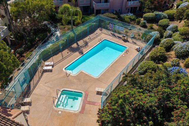 12039 Calle De Leon Drive, El Cajon CA: https://media.crmls.org/mediaz/a86594ed-1437-428f-9657-9e836127c98f.jpg