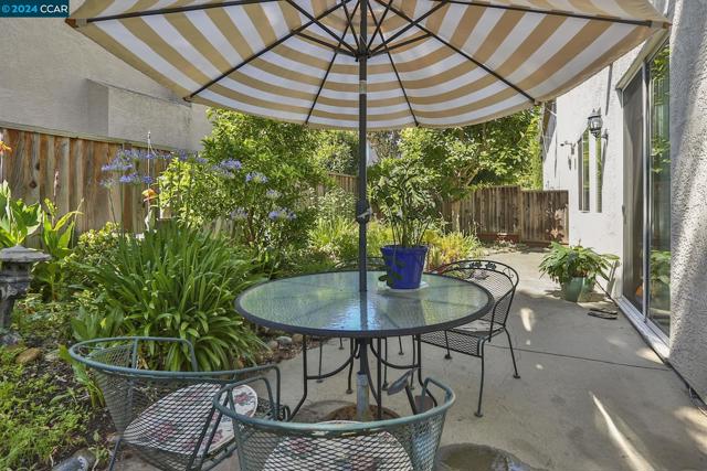 1448 Dumaine St, Concord, California 94518, 3 Bedrooms Bedrooms, ,2 BathroomsBathrooms,Single Family Residence,For Sale,Dumaine St,41063164