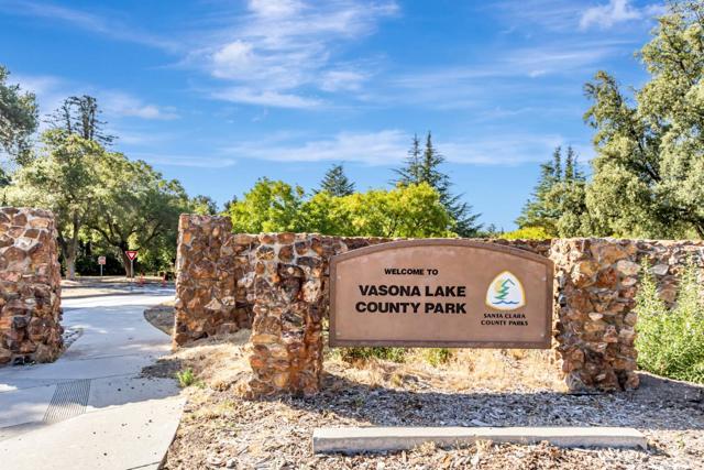 449 Alberto Way, Los Gatos CA: https://media.crmls.org/mediaz/a865e8c4-1a70-45dd-a447-be67d3669003.jpg