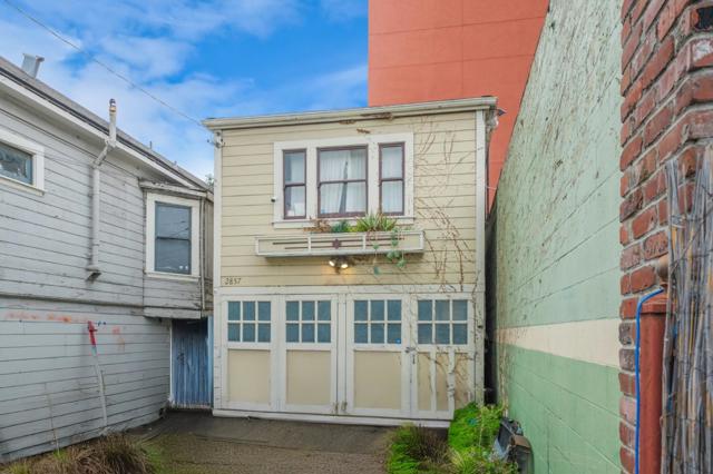 2857 Ford Street, Oakland CA: https://media.crmls.org/mediaz/a866143c-8803-4132-861a-4ed33aa8ec18.jpg