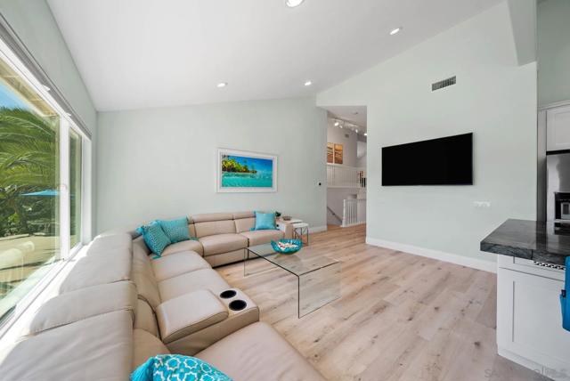 17221 Cloudcroft Dr, Poway CA: https://media.crmls.org/mediaz/a866db40-c74a-4eb4-a1e3-8a7281d801ec.jpg