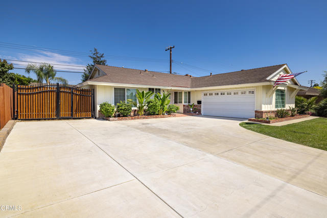 Detail Gallery Image 1 of 1 For 820 Rosewood Ave, Camarillo,  CA 93010 - 3 Beds | 2 Baths