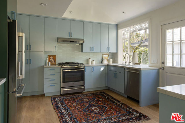 2374 Edgewater Terrace, Los Angeles CA: https://media.crmls.org/mediaz/a86717b0-15b8-4d7b-b042-4f694bd9d9a2.jpg