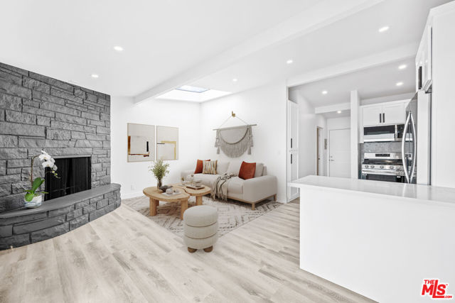 Drew Fenton | 25154 Malibu Road Malibu CA | MLS: 7306386