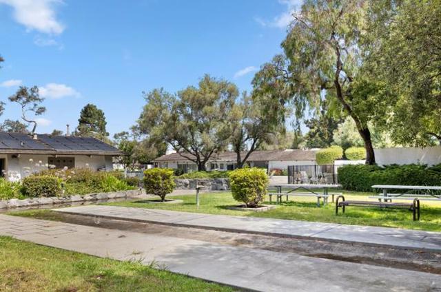 707 Fathom Drive, San Mateo CA: https://media.crmls.org/mediaz/a867b626-8183-48a6-a4bc-7a21a19be555.jpg