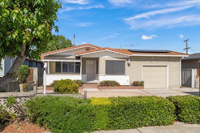 667 Los Padres Boulevard, Santa Clara CA: https://media.crmls.org/mediaz/a867b775-9912-488f-8a6e-239917da6a86.jpg