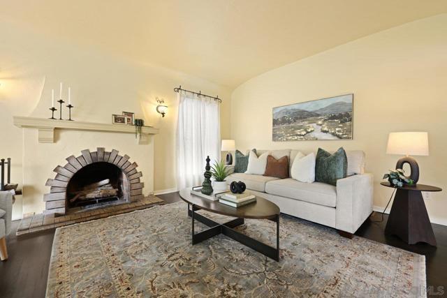 3322 Dumas St, San Diego CA: https://media.crmls.org/mediaz/a8693207-22c1-4c71-9bbb-d92deb6bc033.jpg
