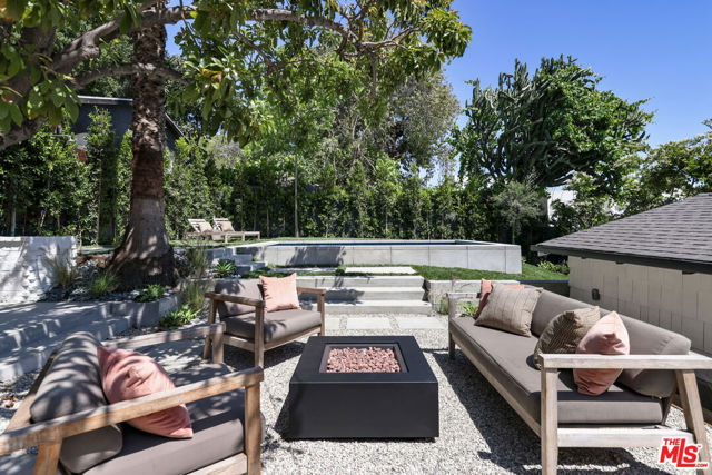 1644 Golden Gate Avenue, Los Angeles CA: https://media.crmls.org/mediaz/a869a408-119c-4c5b-ab8b-02185611a508.jpg