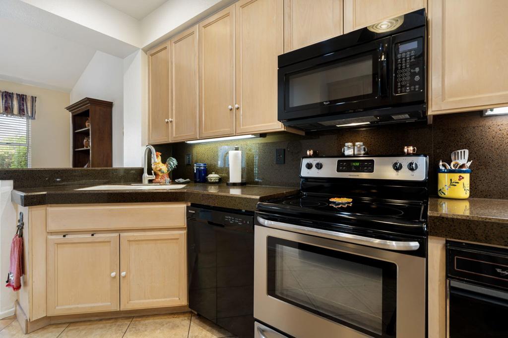 MLS #219134924DA image #27