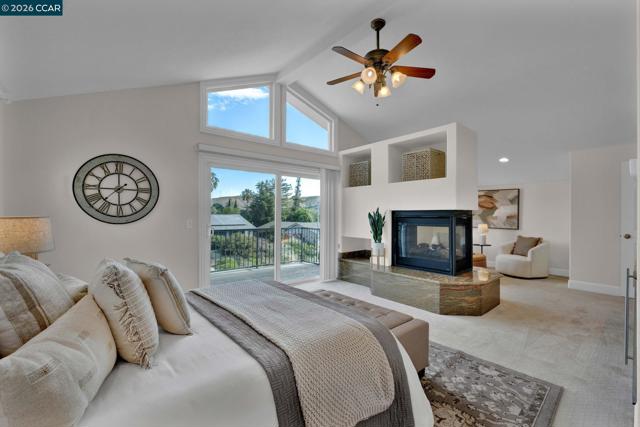 Image 25 of 53 For 367 Mt Washington Way