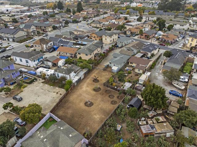 119 Ford Street, Watsonville CA: https://media.crmls.org/mediaz/a86c72d6-47b0-47c6-80ce-f2941b53cf69.jpg