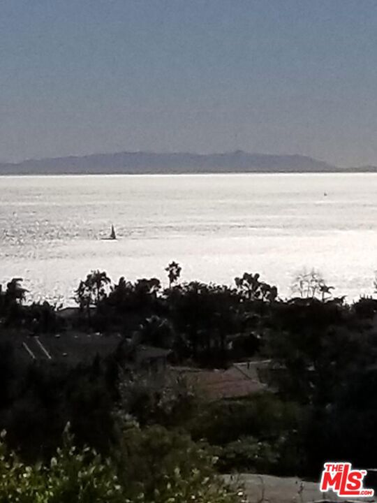 Drew Fenton | 16650 Linda Terrace Pacific Palisades CA | MLS: 7520295 Drew Fenton | 16650 Linda Terrace Pacific Palisades CA | MLS: 7520295