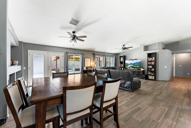 69867 Kent Place, Cathedral City CA: https://media.crmls.org/mediaz/a86f3551-ef2d-4b91-8d28-b85ab850501d.jpg