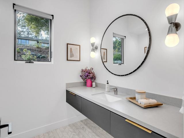 60 Glengarry Way, Hillsborough CA: https://media.crmls.org/mediaz/a8709b61-e826-41f9-8ee6-817c6aadb677.jpg
