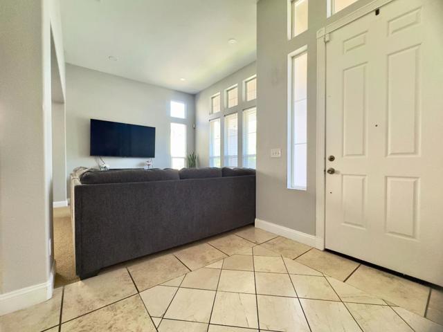 9562 E Park Drive, Elk Grove CA: https://media.crmls.org/mediaz/a870b5b2-f173-4162-8a2b-75165078b851.jpg