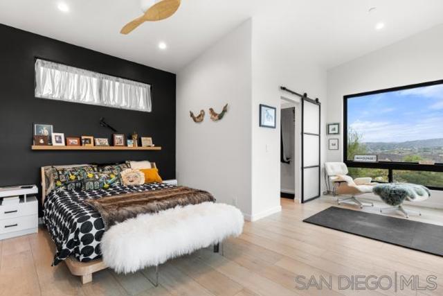 1615 Vista Del Lago, Fallbrook CA: https://media.crmls.org/mediaz/a871ca62-8dec-43de-adbf-f360936eb970.jpg