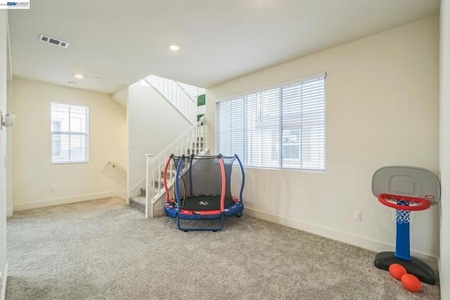 Image 18 of 59 For 37231 Sand Bar Place