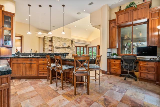 14380 Ciera Court, Poway CA: https://media.crmls.org/mediaz/a8734651-e917-49e7-b07c-6ff84c8bb3e3.jpg
