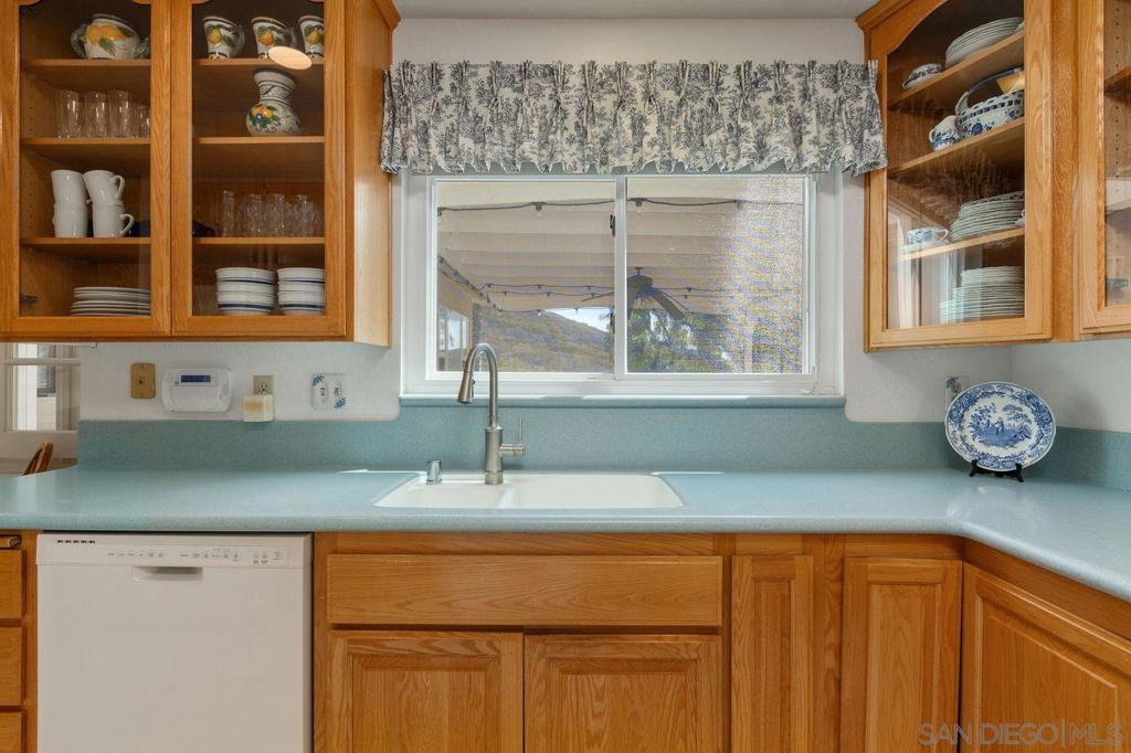 11355 Middle Ridge Terrace - photo 16