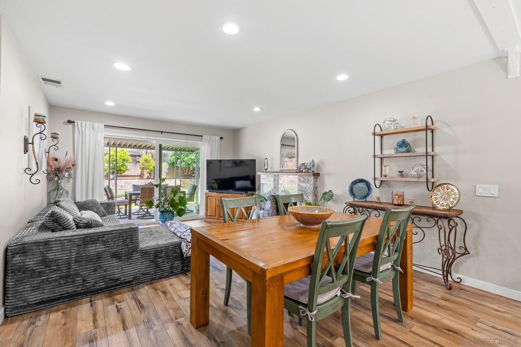 2148 Medford Ave - photo 7