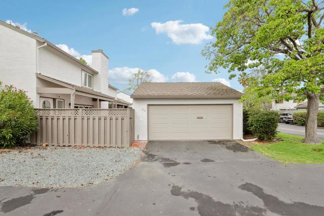 854 Erickson Lane, Foster City CA: https://media.crmls.org/mediaz/a87478a2-5790-4a48-8c60-7172eb5f0fc5.jpg