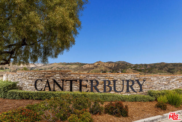 29266 Pilgrim Court, Valencia CA: https://media.crmls.org/mediaz/a8747a68-af91-4961-a0ad-5535ea888fdd.jpg